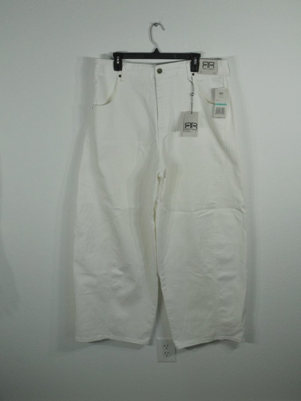 Robert Rodriguez Womens Jeans 16 Chalk Barrel Seamed High White Denim NWT